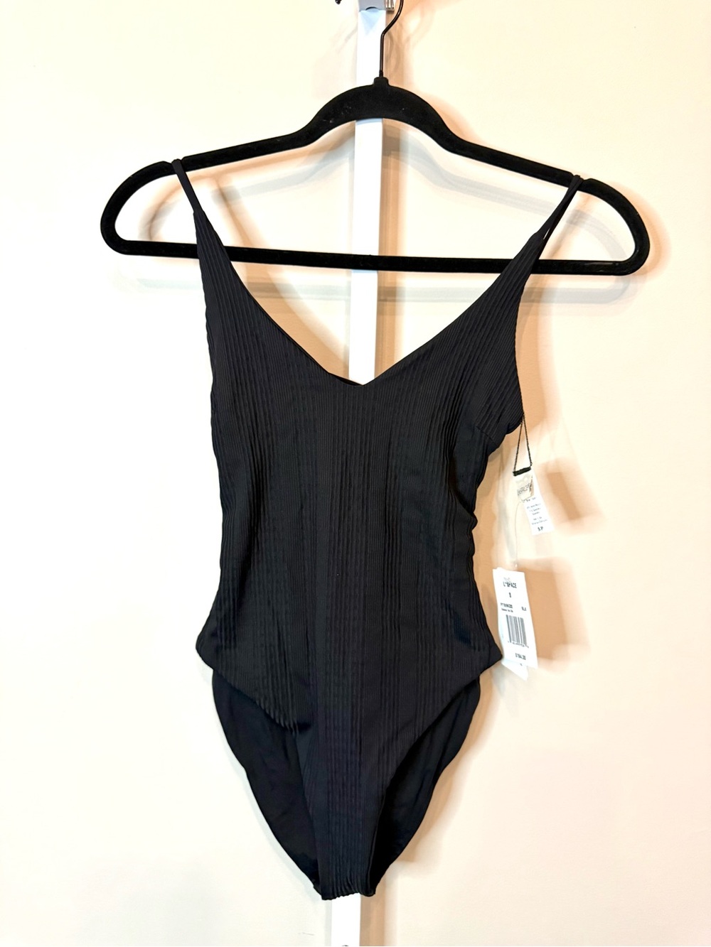 L*Space Gianna One Piece Swimsuit Black Ribbed Low Back Size S NWT - Picture 2 of 13
